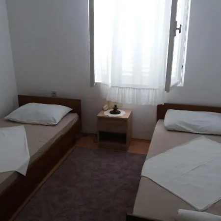 Nona Apartment *