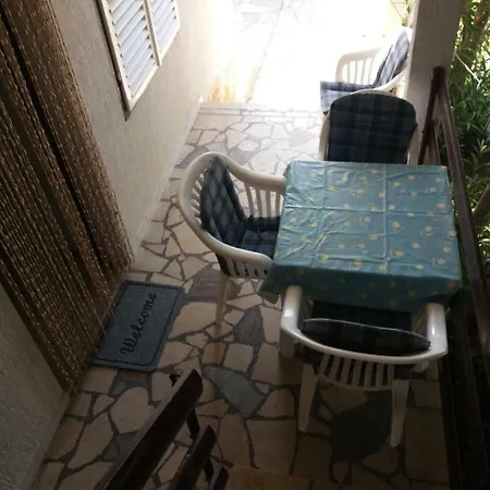 Nona Apartment *